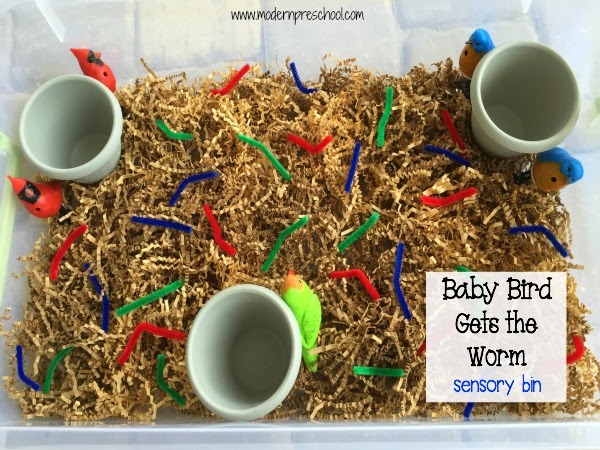 Baby Bird Eats the Worm! {fine motor sensory bin}